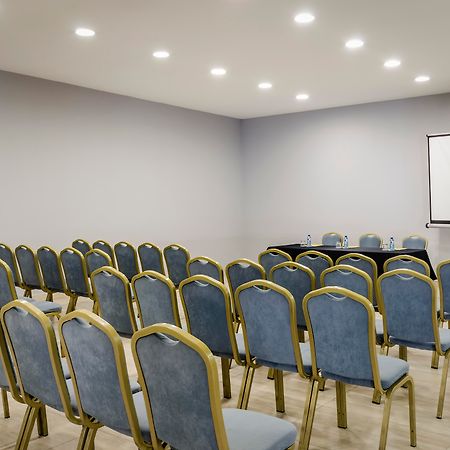 Hotel Exe Barcelona Gate Sant Joan Despí Εξωτερικό φωτογραφία