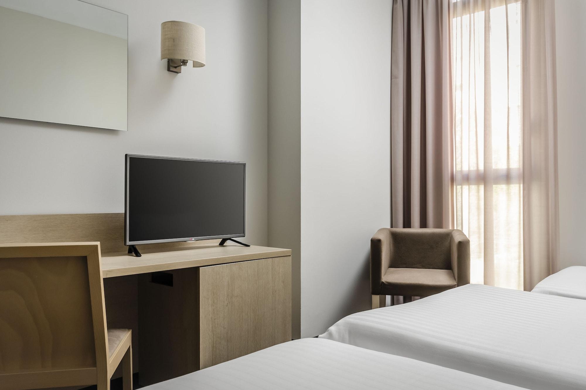 Hotel Exe Barcelona Gate Sant Joan Despí Εξωτερικό φωτογραφία