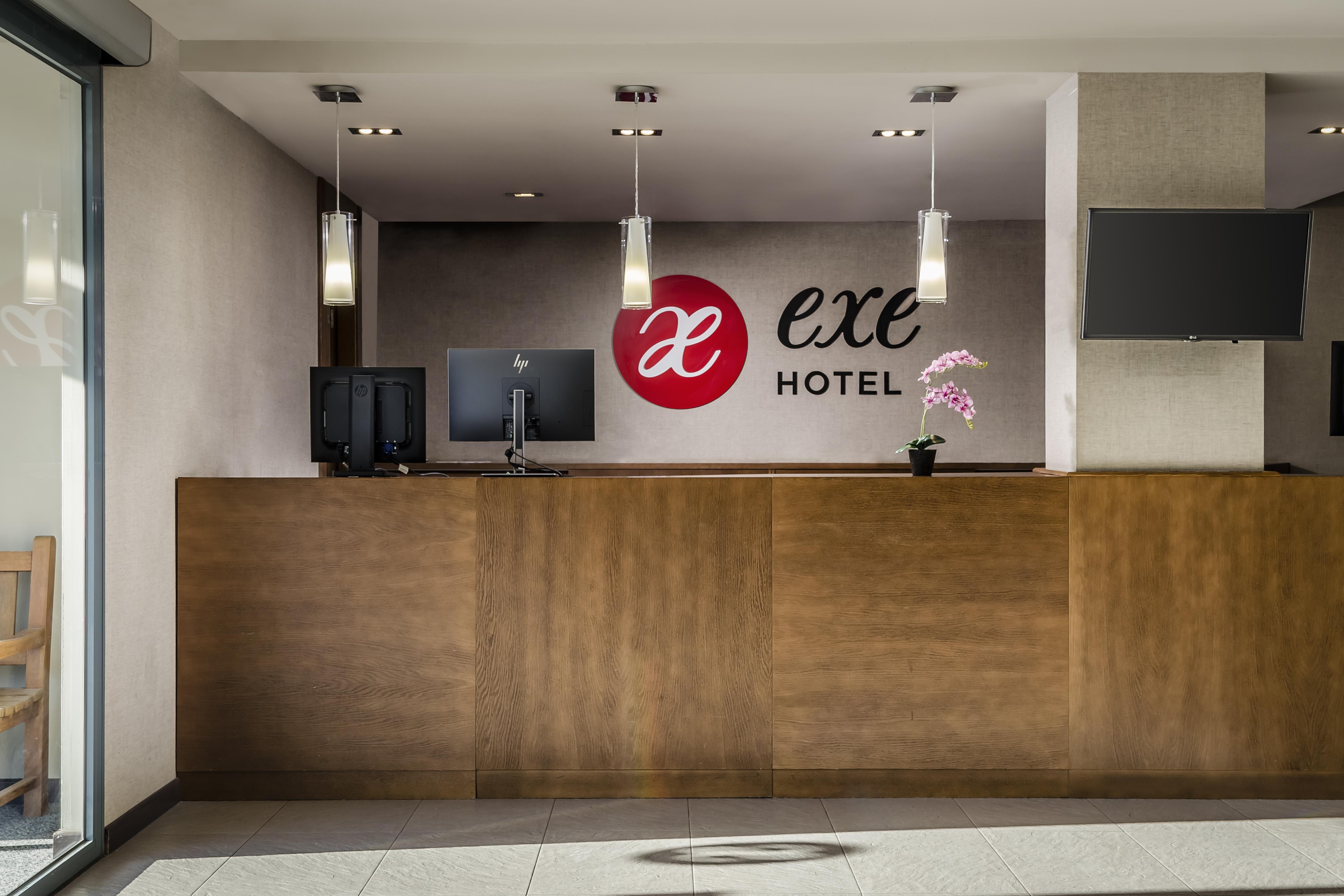 Hotel Exe Barcelona Gate Sant Joan Despí Εξωτερικό φωτογραφία